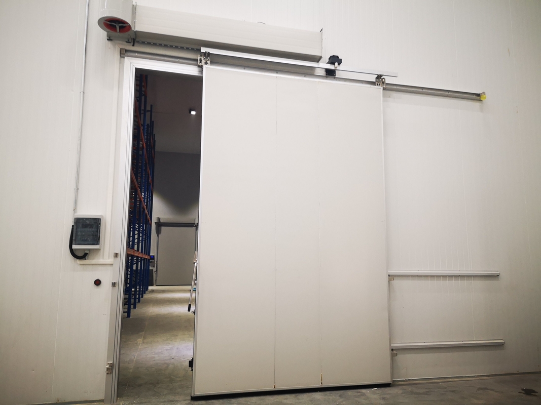 Cooling Room for Vegetables Temperature -18c Customized Request All Accessories